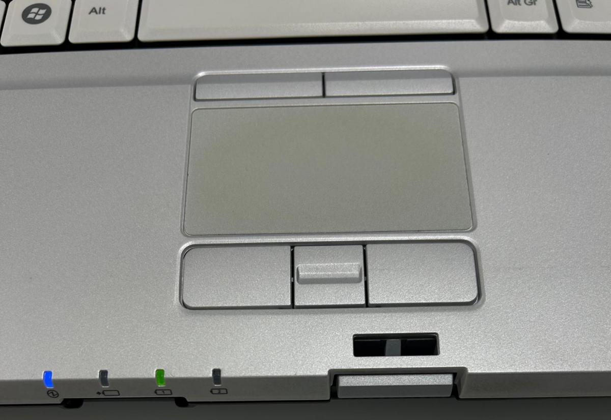 Fujitsu Celsius H710